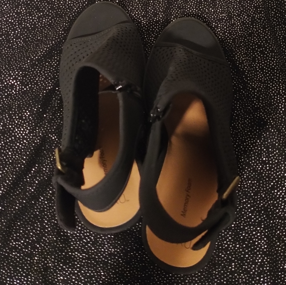 👠 booties - Picture 4 of 5